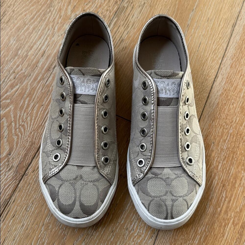 Coach Barrett Signature Canvas Slip On Sneakers Gray Silver Size 8 with Box - Picture 2 of 8